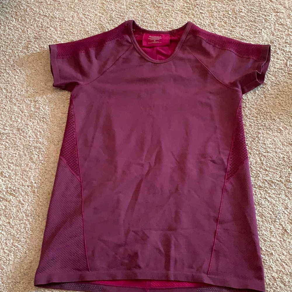 Athleta workout top